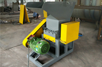 廢舊塑料破碎機(jī)不下料應(yīng)該如何處理？